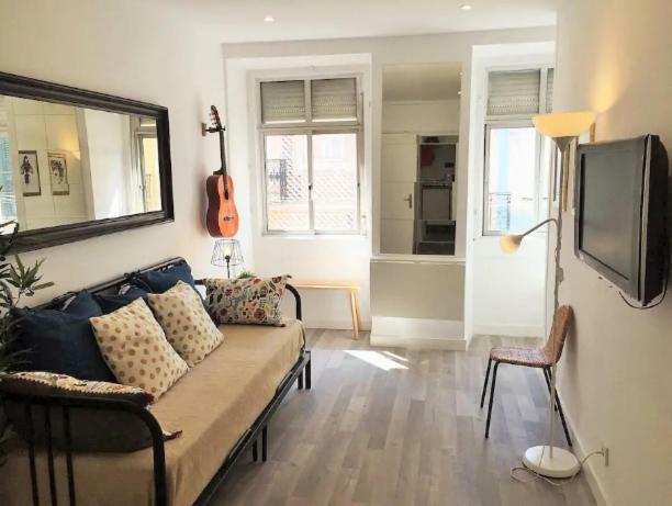 Cozy And Beautiful Flat In Great Location! Lägenhet Lisboa Exteriör bild