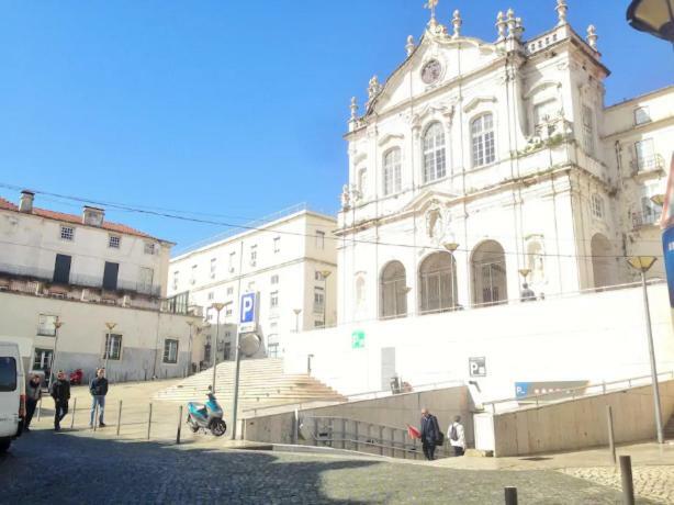 Cozy And Beautiful Flat In Great Location! Lägenhet Lisboa Exteriör bild